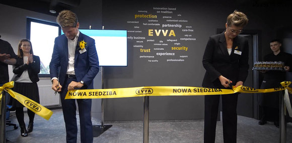Offizielle Eröffnung der neuen Zentrale von EVVA Polska