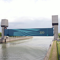 Rijkswaterstaat, Prinses Marijkesluizen